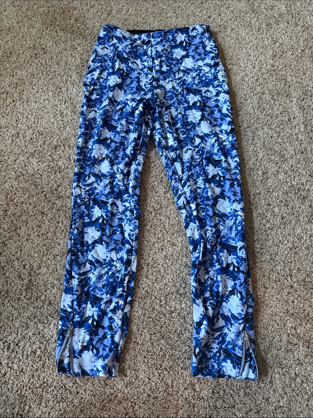 Lysse Black Waistband with Blue Floral Trim Leggings